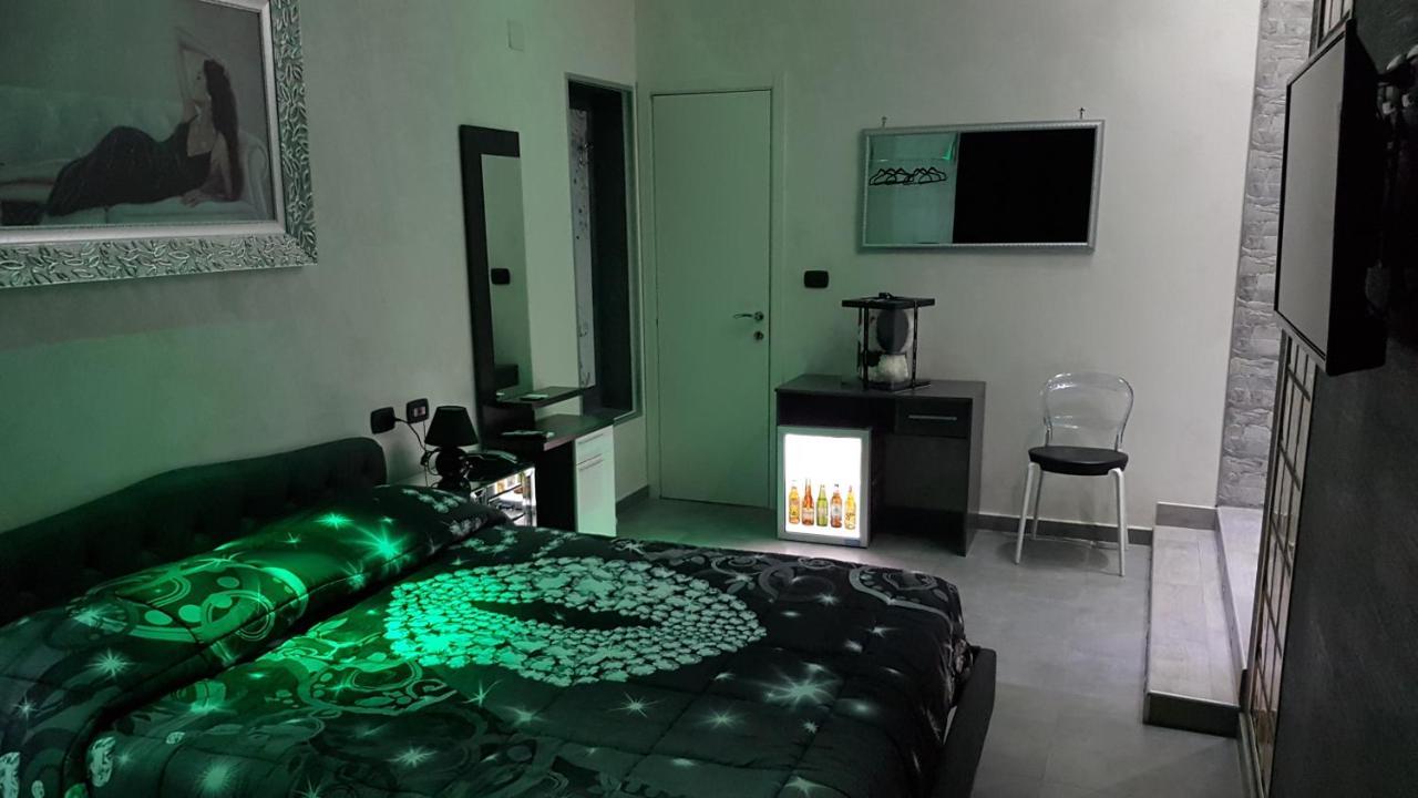 Hotel Taromy ナポリ エクステリア 写真